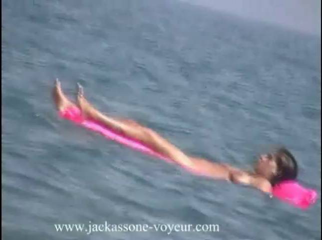 Jackass Nude Beach Voyeur 4 - 1