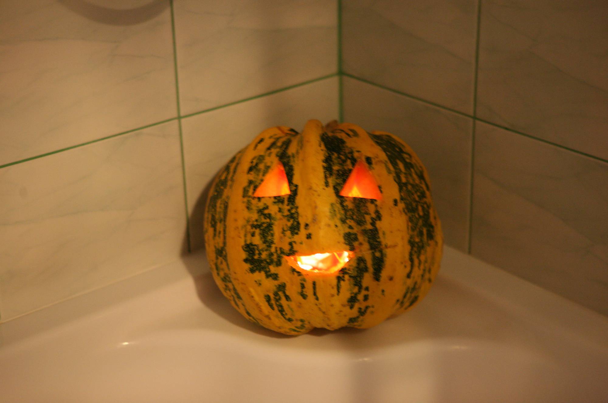 Naturist Kids - Halloween Pumpkin Carve - 2