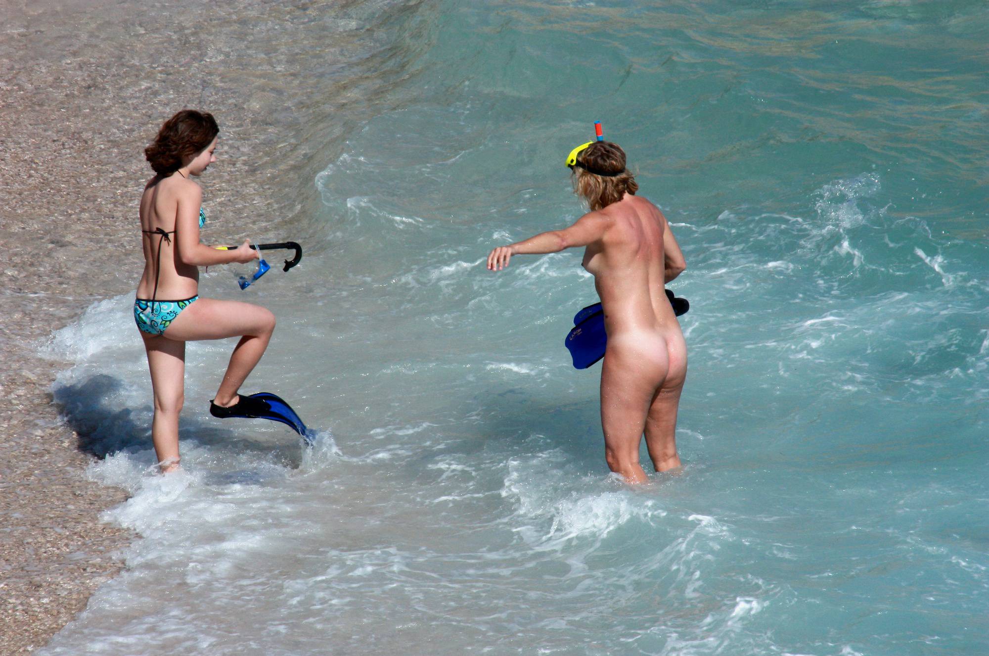 Young Naturists - Nudist Snorkeling Shores - 2
