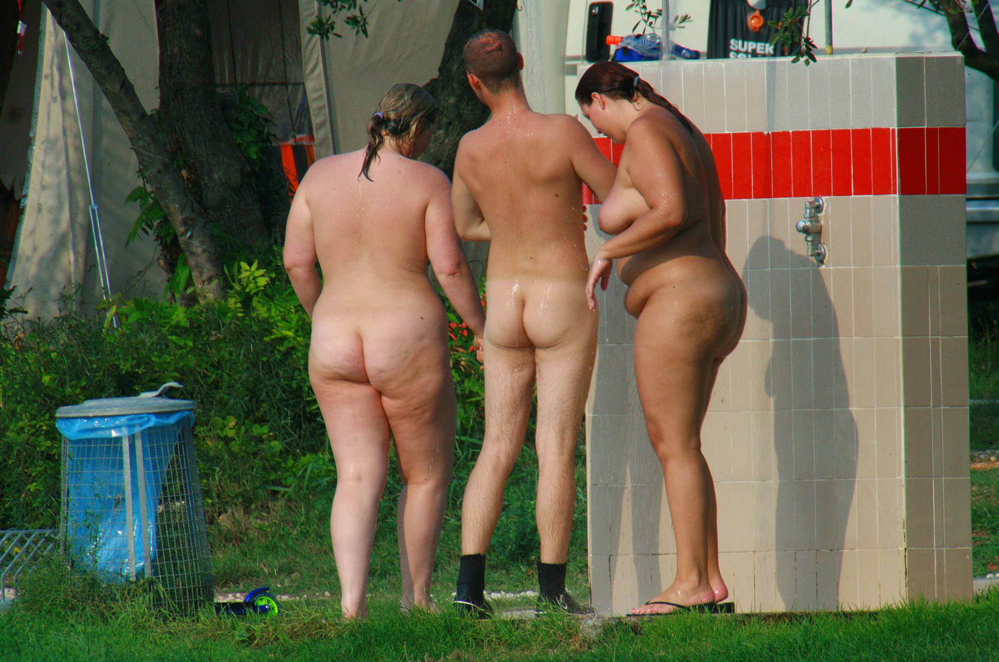 Pure Nudism Images Ula FKK Public Shower - 3