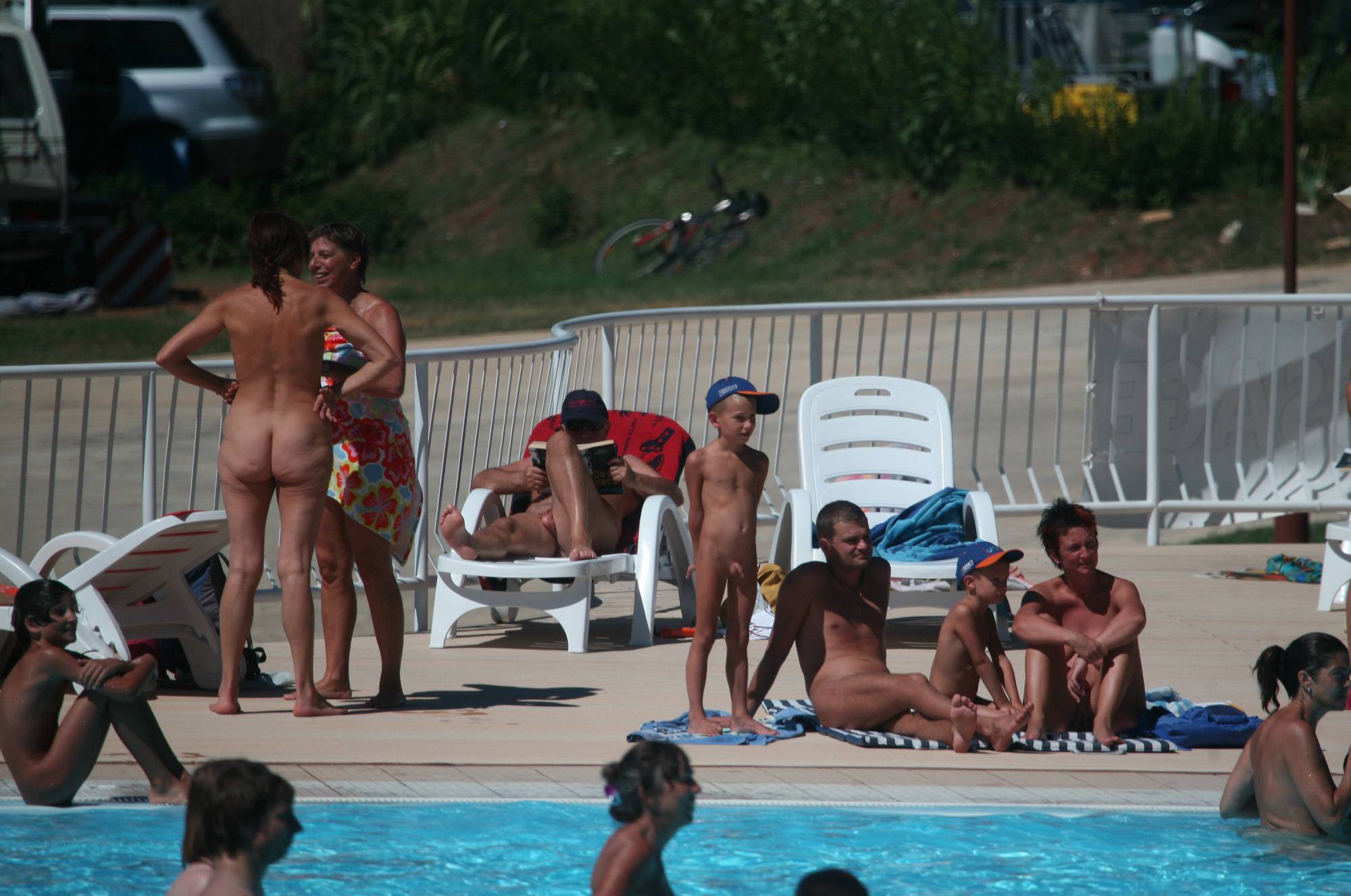 Pure Nudism Photos Nudist Pool Camping Sides - 2